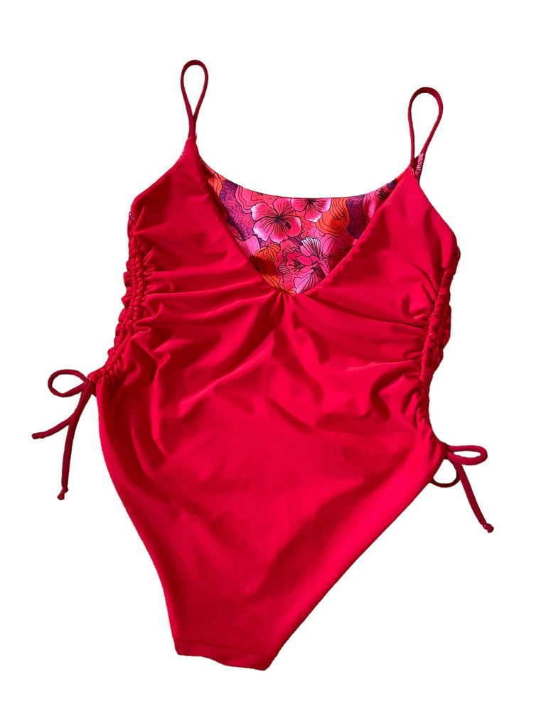 (L) Side-scrunch Onesie: Summer + Red