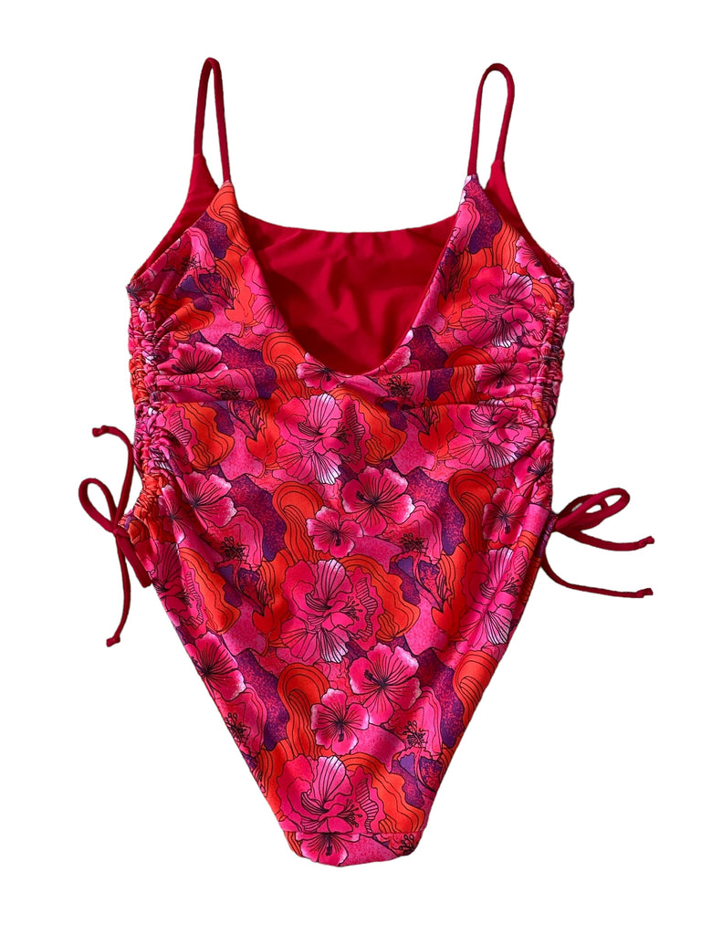 (L) Side-scrunch Onesie: Summer + Red