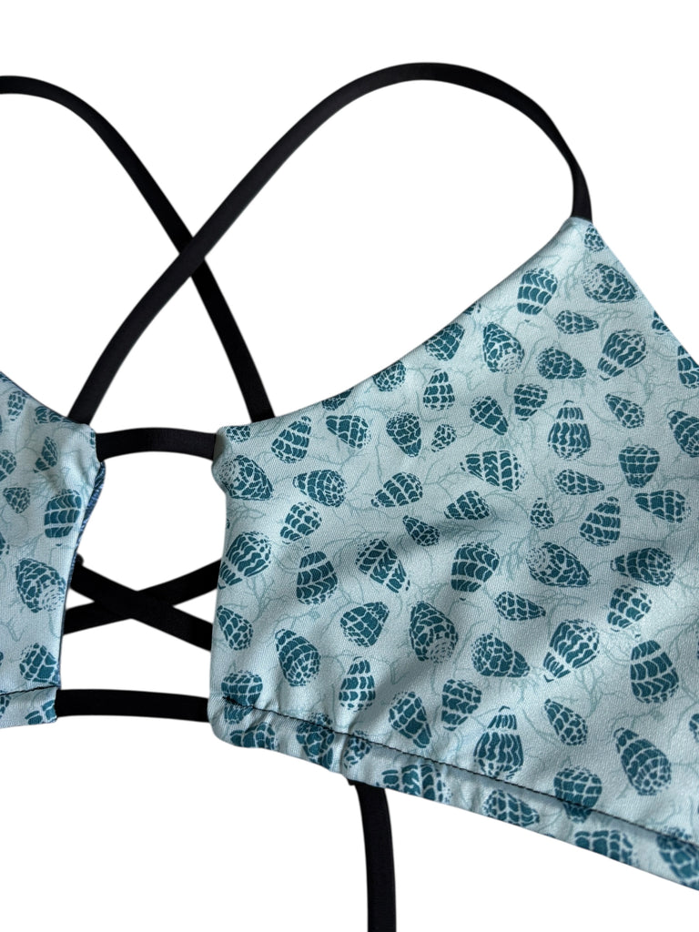 Ivy top (XL): Blue Shells + Blue Camo