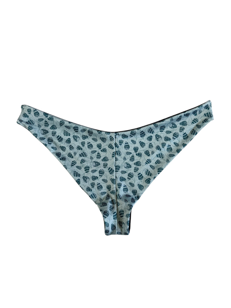 (XXL) Reesa bottom: Blue Shells + Camo